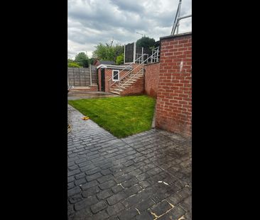 3 Bed Bungalow, Tarnside Close, SK2 - Photo 6