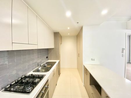 Modern 2 Bedroom Retreat in SkyHaus Towers with Pool & Resort Style Amenities - Photo 4