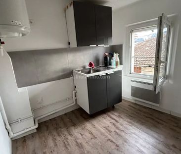 Location Appartement 1 pièces 27 m2 à Aubagne - Photo 4