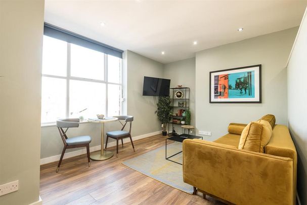 Studio to rent - Photo 1