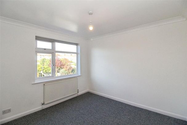 3 bedroom end of terrace house to rent - Photo 1
