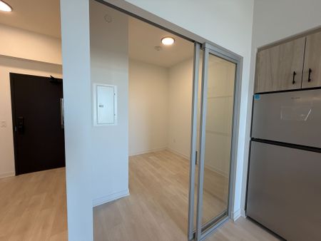 For Lease - 4878 Powers Common Unit# 325, Burlington, Ontario - Photo 5