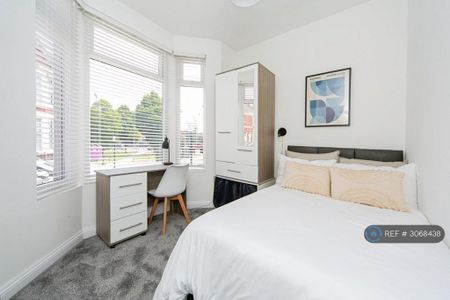 5 bedroom terraced house to rent - Photo 3