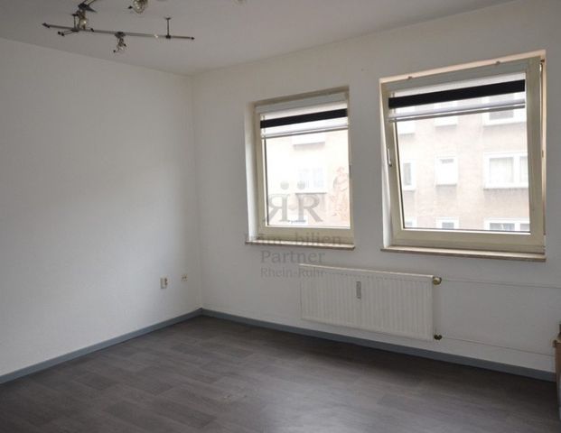 Tolle 2-Raumwohnung mit Einbauküche und Gartennutzung! - Photo 1