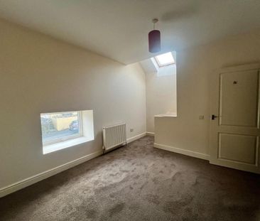 2 bedroom maisonette to rent - Photo 5