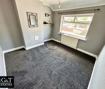 Throne Crescent, Rowley Regis - Photo 4