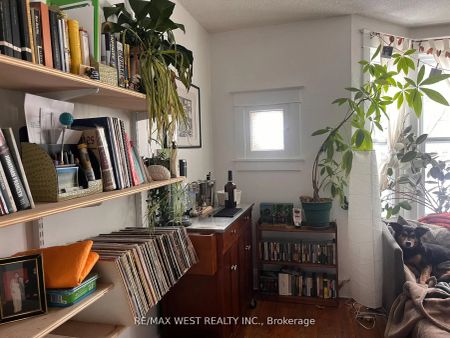 1504 Dufferin Street #Unit 2 - Photo 5