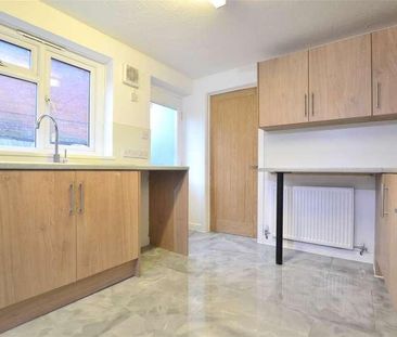 Upton Street, Gloucester, Gloucestershire, GL1 - Photo 6