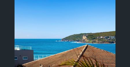 Sophisticated coastal living with sweeping Manly views - Photo 3