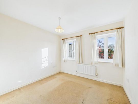 3 bedroom end of terrace house to rent - Photo 1