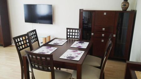 Komfortowy apartament 3 pokoje Centrum - Photo 2