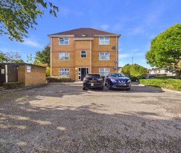 Pullmans Place, Staines-upon-Thames, Surrey,TW18 - Photo 4