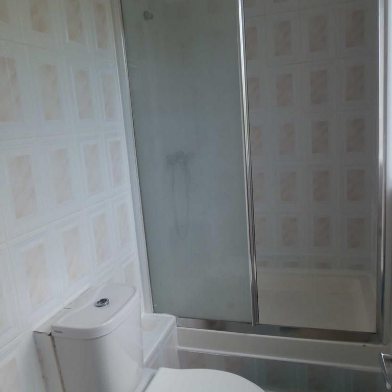 2 bedroom cottage to rent - Photo 1
