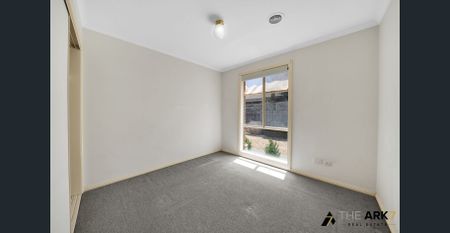 2 Bedroom Unit Near All Amenities! - Photo 2