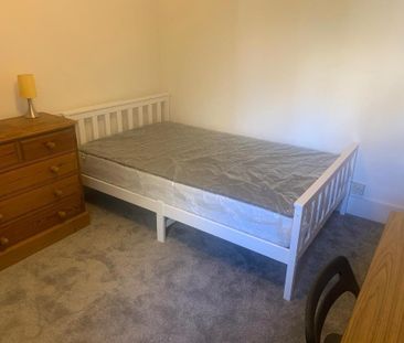 House share to rent - Photo 1