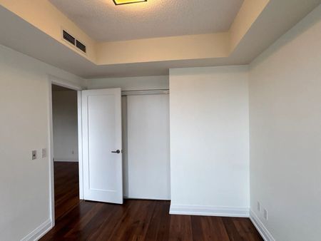 For Lease - 5 Sheppard Avenue Unit# 2118, Toronto, Ontario - Photo 4