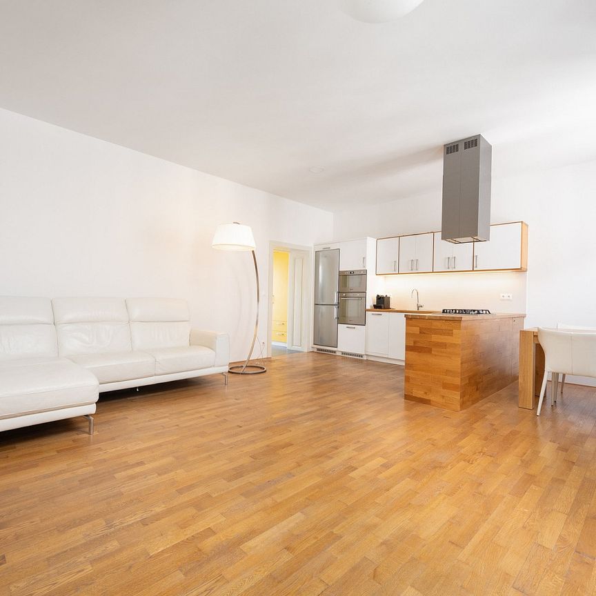 Pronájem bytu 2+kk 69 m² - Photo 1
