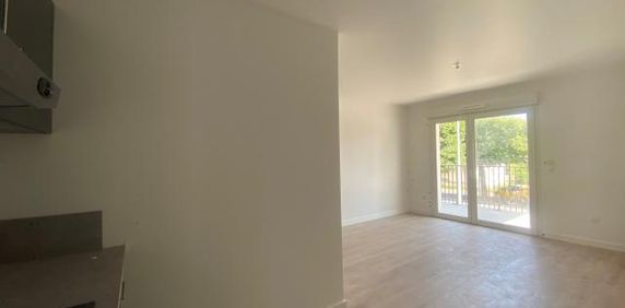 Location Appartement 2 pièces 42m² CAEN 14000 - Photo 2