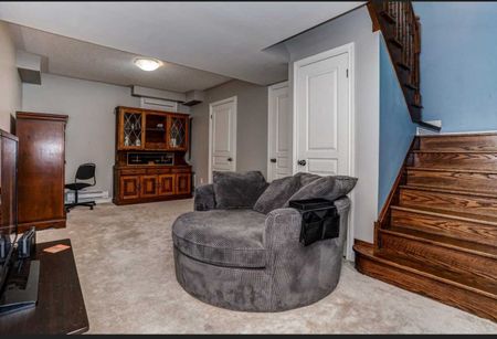 For Lease - 71 Magpie Way, Whitby, Ontario - Photo 2