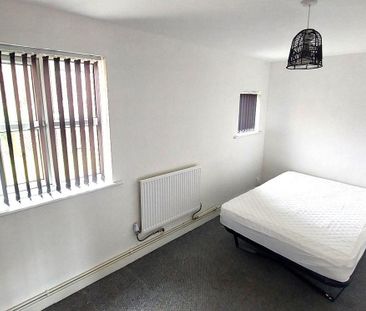 6 bedroom private hall to rent - Photo 4