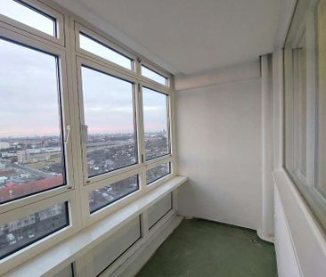 Hoch hinaus: 2-Zimmer-Wohnung mit viel Potenzial zu vermieten! Ab s... - Photo 1