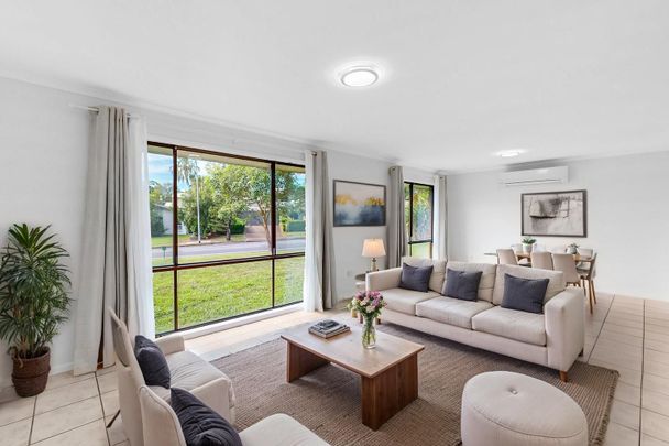 Freshly Renovated Home in Westlake - Photo 1