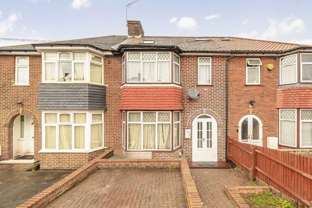 4 bedroom house to rent - Photo 1