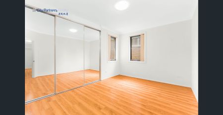 Sensational Duplex, Top Location - Photo 5