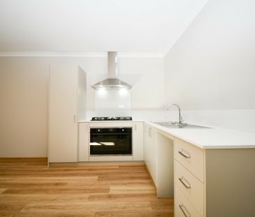 Stylish Dual Living with Quality Finishes & Great Convenience - Photo 2