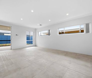 BRAND NEW - STUNNING 4 X 2 HOME - Photo 3