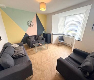 6 bedroom terraced house to rent - Photo 1
