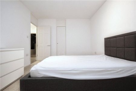 5 bedroom terraced house to rent - Photo 2