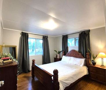 Modern Spacious Family Home in a Convenient Location! - Photo 2