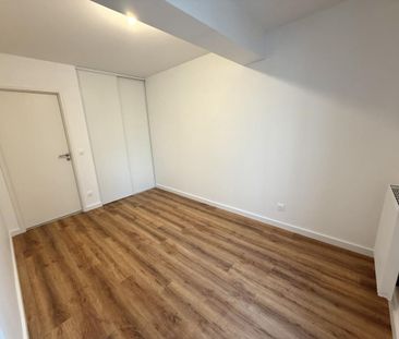Location Appartement 3 pièces 70m² BORDEAUX 33800 - Photo 3
