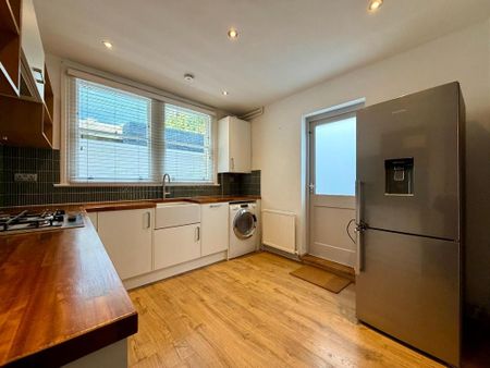 1 bedroom maisonette to rent - Photo 5