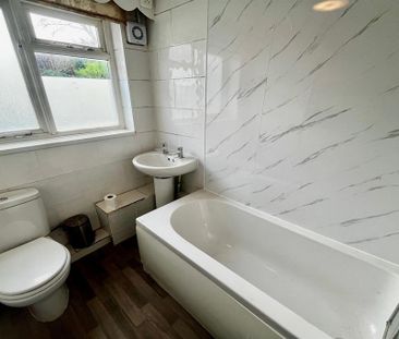 2 bedroom terraced house to rent - Photo 5