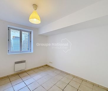 T2 Centre de Noves, - Photo 2