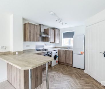 2 bedroom semi-detached house - Photo 3