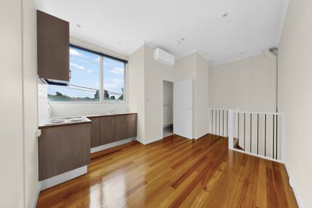 FUNKY STUDIO TOWN RESIDENCE - Photo 2