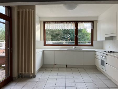 Duplex appartement met 4 slaapkamers te huur. - Foto 2