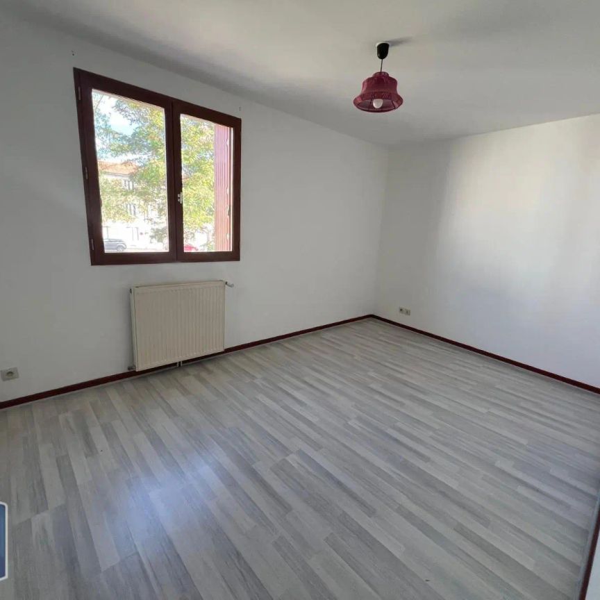 Appartement à louer 4 pièces 99.9m² - Photo 1