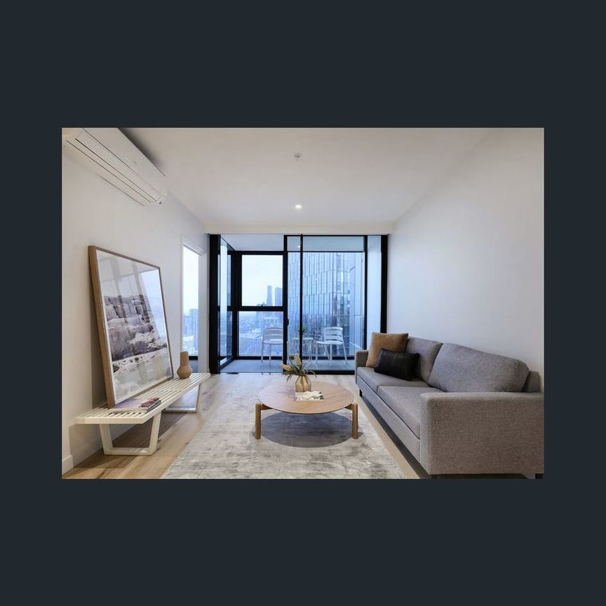 MODERN 2-BEDROOM APARTMENT IN THE HEART OF SOUTHBANK | UNFURNISHED | NO PARKING - Photo 1