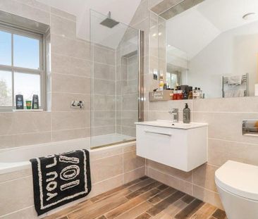 3 bedroom terraced house to rent - Photo 1