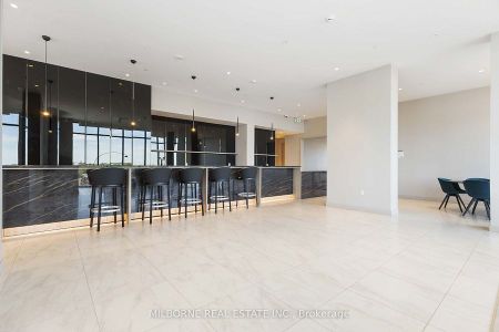 For Lease - 20 O' Neill Road Unit# 812, Toronto, Ontario - Photo 2