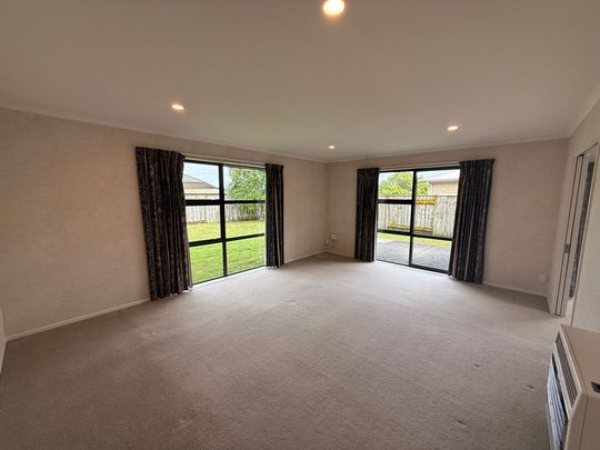 Kelvin Grove - Photo 1