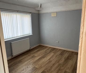 5 Bed Semi-Detached House, Goring Avenue, M18 - Photo 2