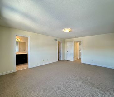 For Lease - 3353 Woodroffe Avenue, Barrhaven, Ontario - Photo 4