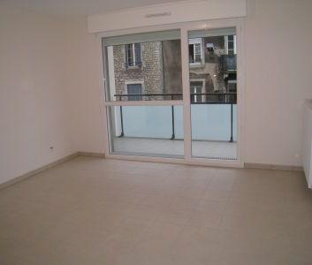 À louer / Appartement F2 / BESANCON QUARTIER CHAPRAIS 18 rue de Bel... - Photo 1