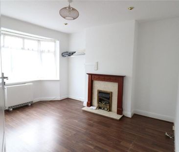 2 bedroom maisonette to rent - Photo 3