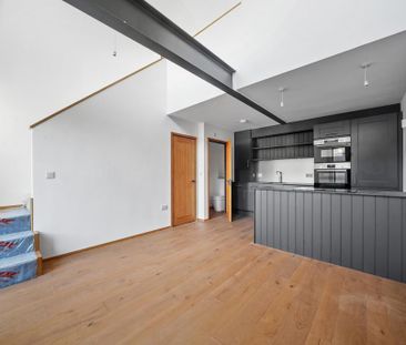 1 bedroom mews to rent - Photo 4